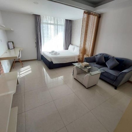 Ca&Sa Serviced Apartment Phnom Penh Exteriör bild