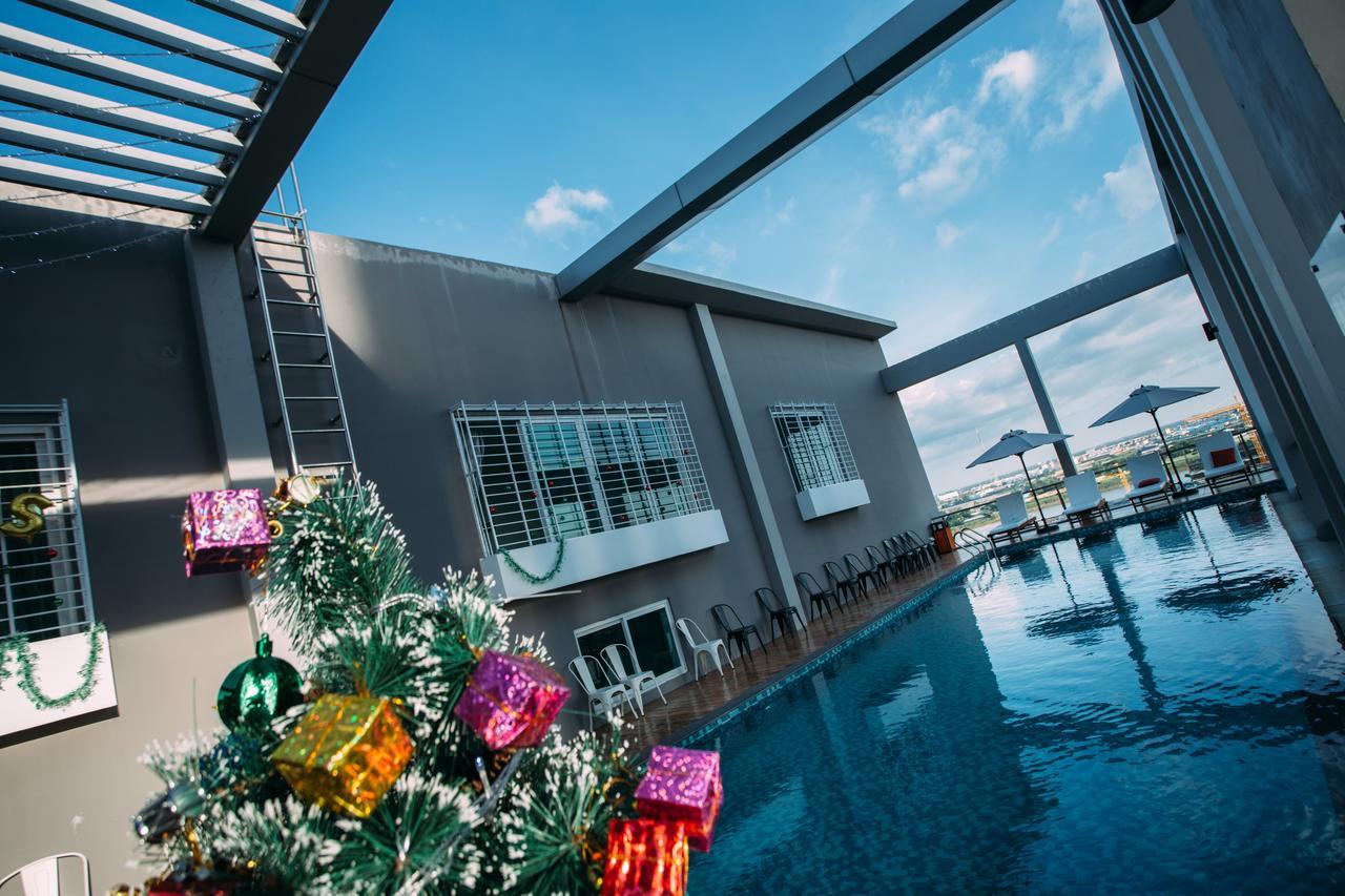Ca&Sa Serviced Apartment Phnom Penh Exteriör bild