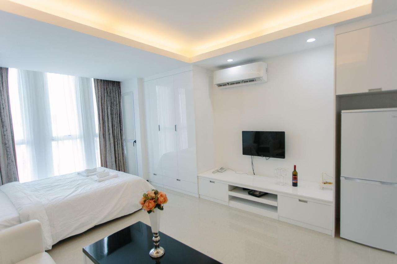 Ca&Sa Serviced Apartment Phnom Penh Exteriör bild