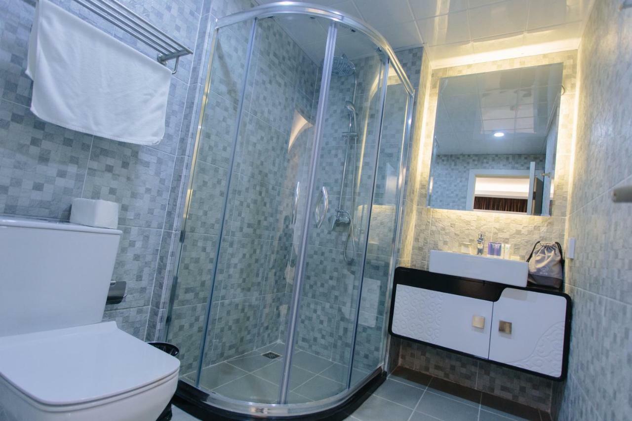 Ca&Sa Serviced Apartment Phnom Penh Exteriör bild