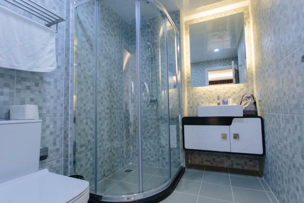 Ca&Sa Serviced Apartment Phnom Penh Exteriör bild